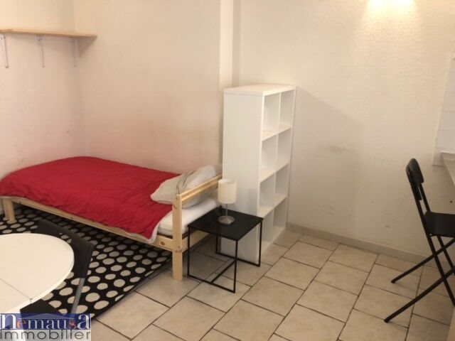 Appartement à louer, 18m², Nîmes