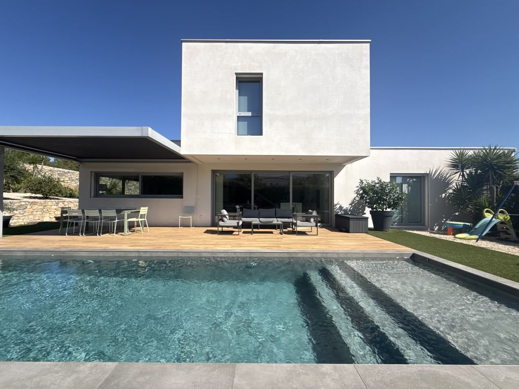 Maison à vendre, 127m², Nîmes
