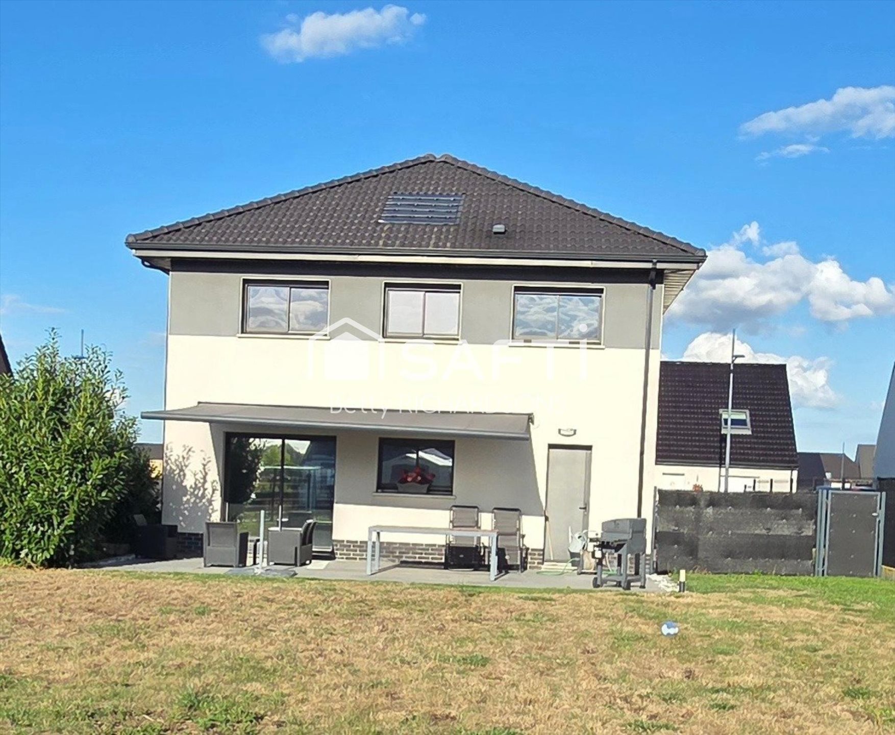 Maison à vendre, 106m², Avion