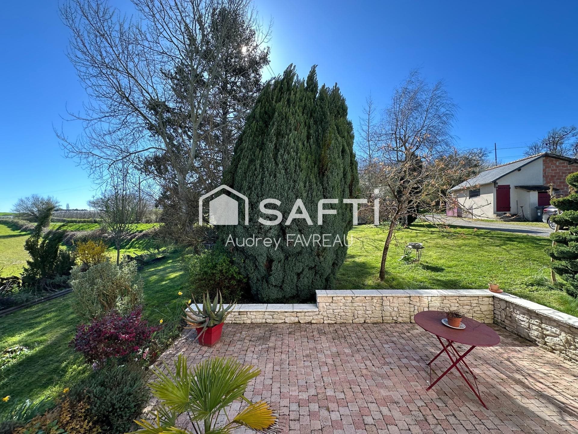 Maison à vendre, 142m², Parthenay