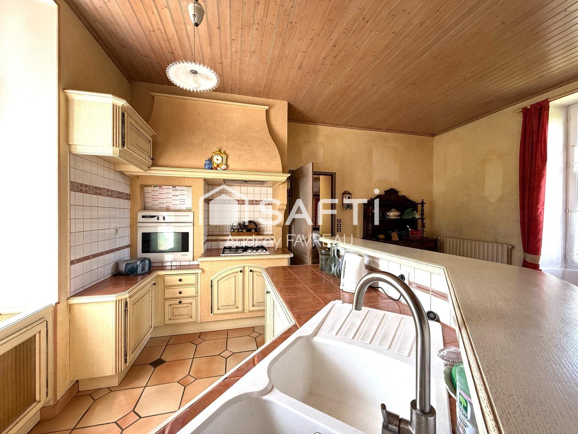 Maison à vendre, 142m², Parthenay