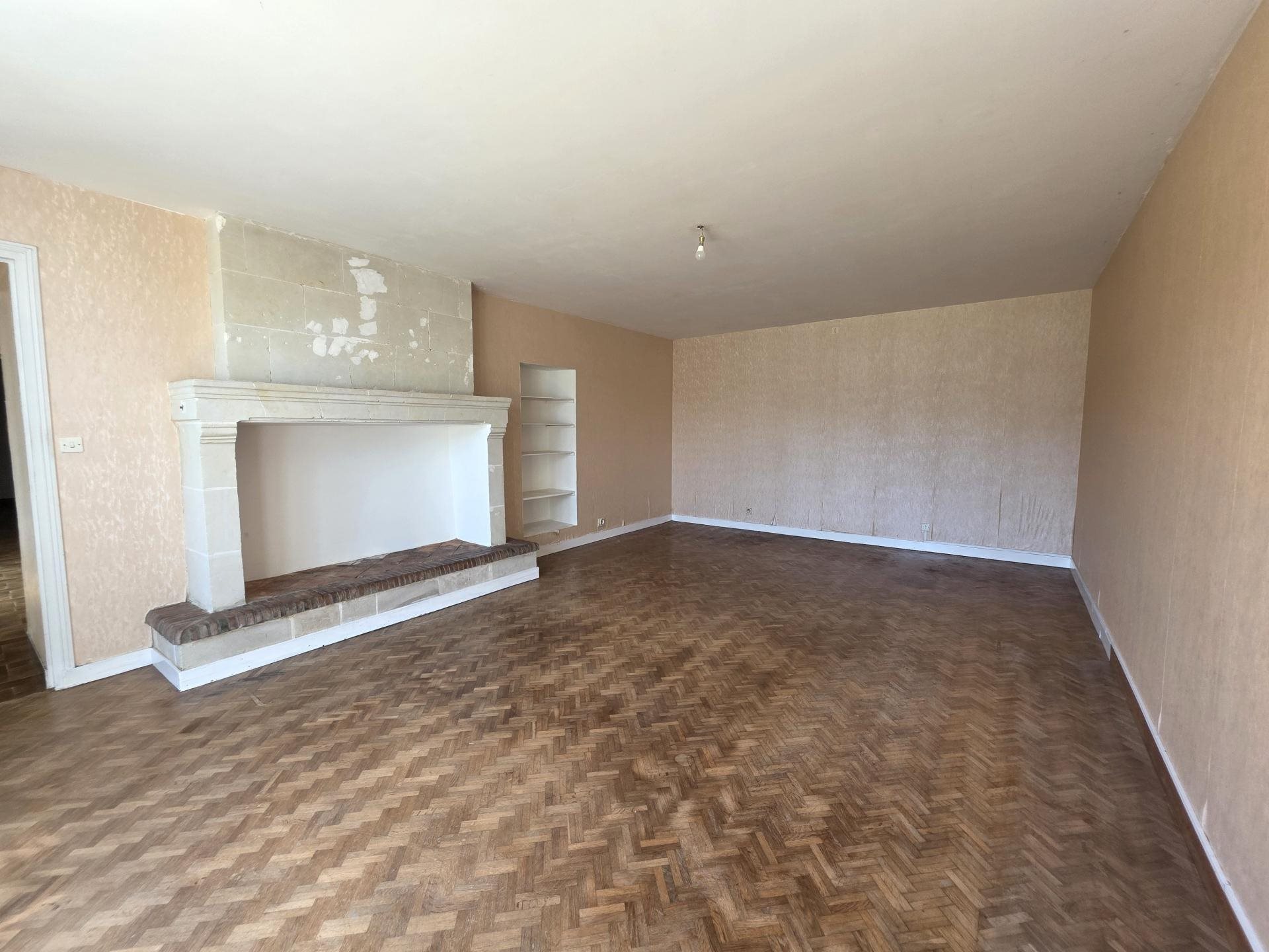 Maison à vendre, 158m², Noyant