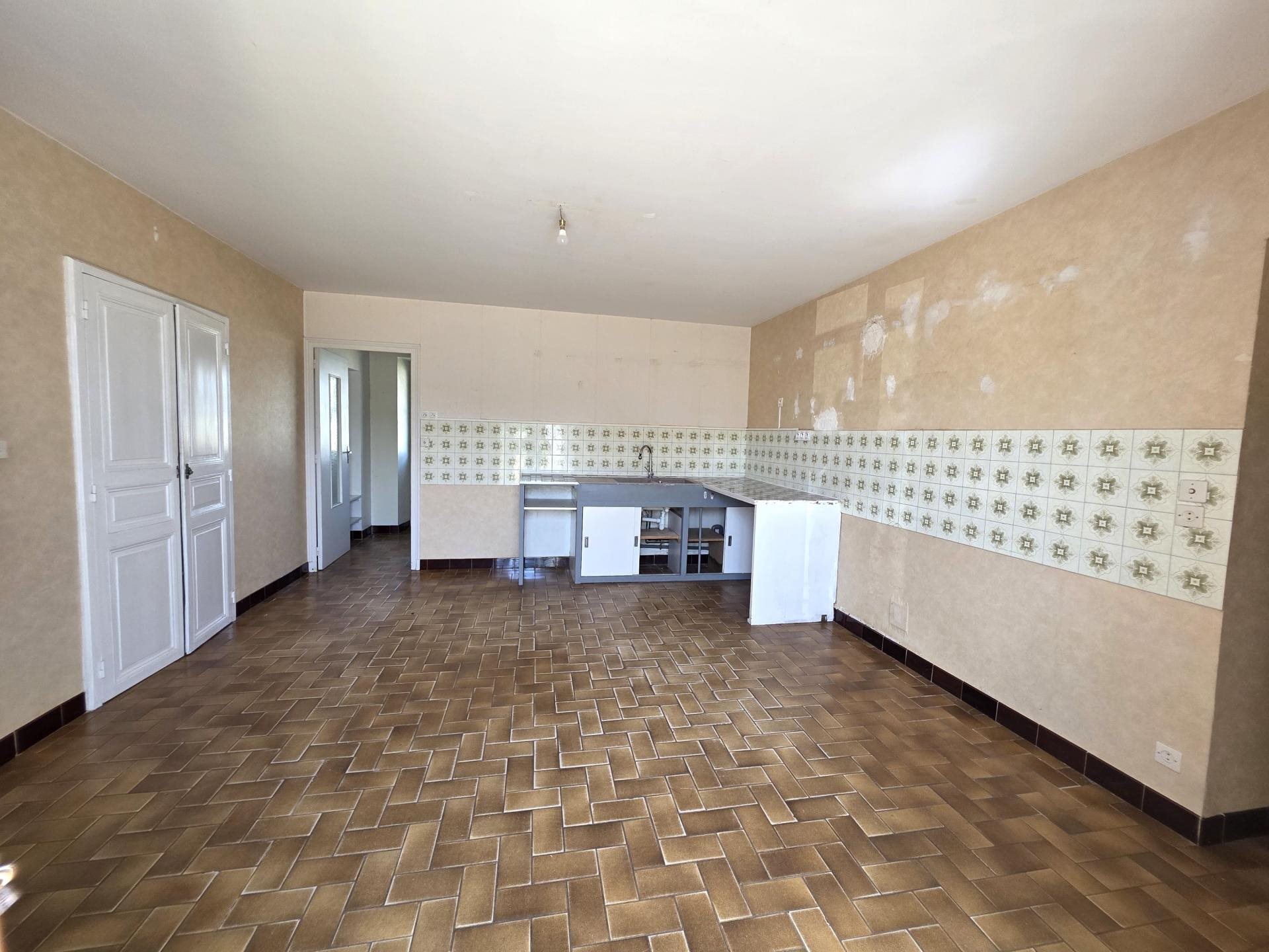 Maison à vendre, 158m², Noyant