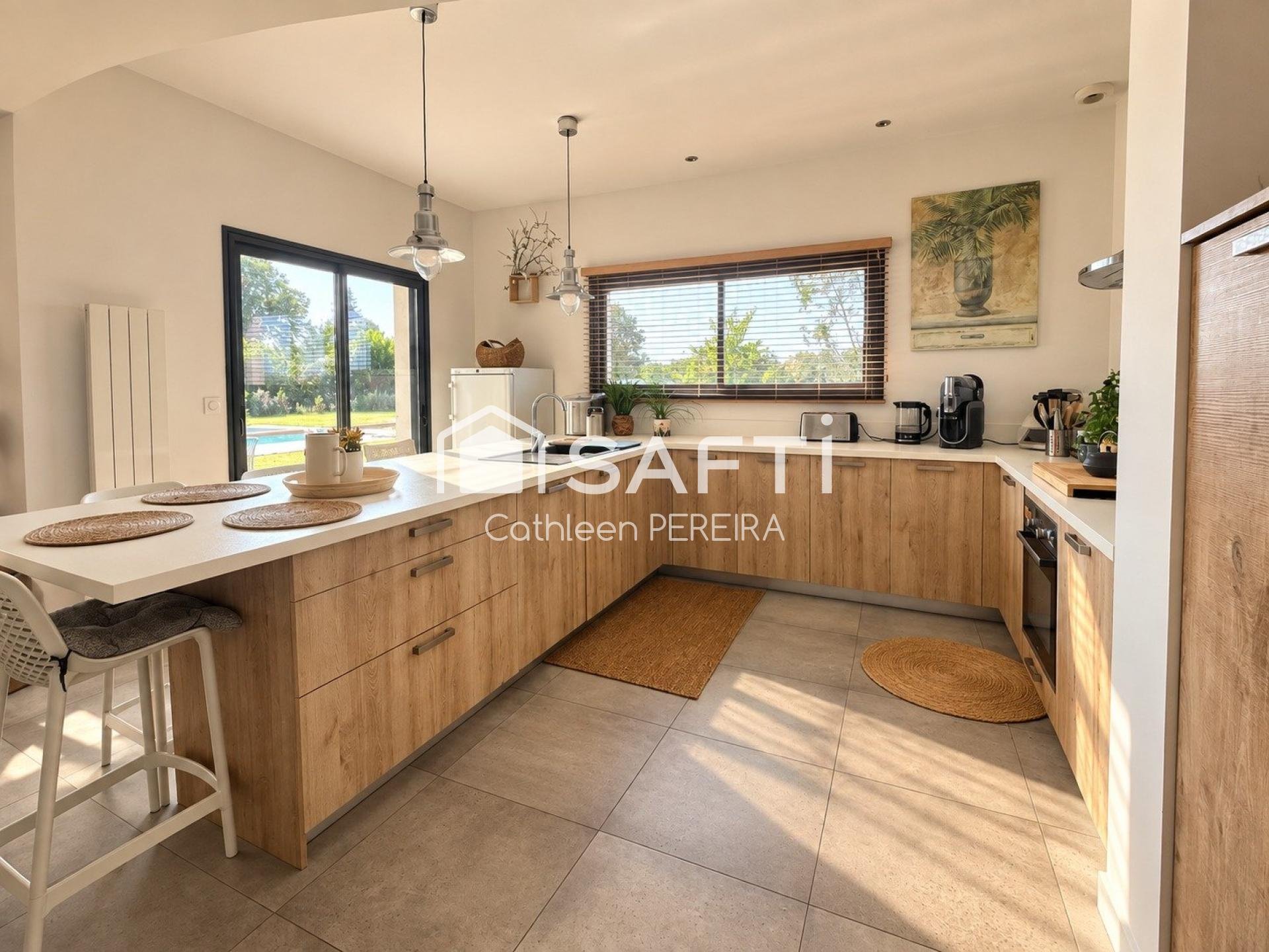 Maison à vendre, 170m², Saint-Sulpice-la-Pointe