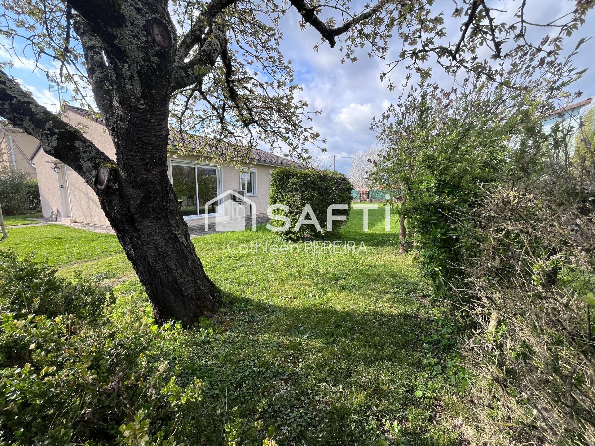 Maison à vendre, 109m², Saint-Sulpice-la-Pointe