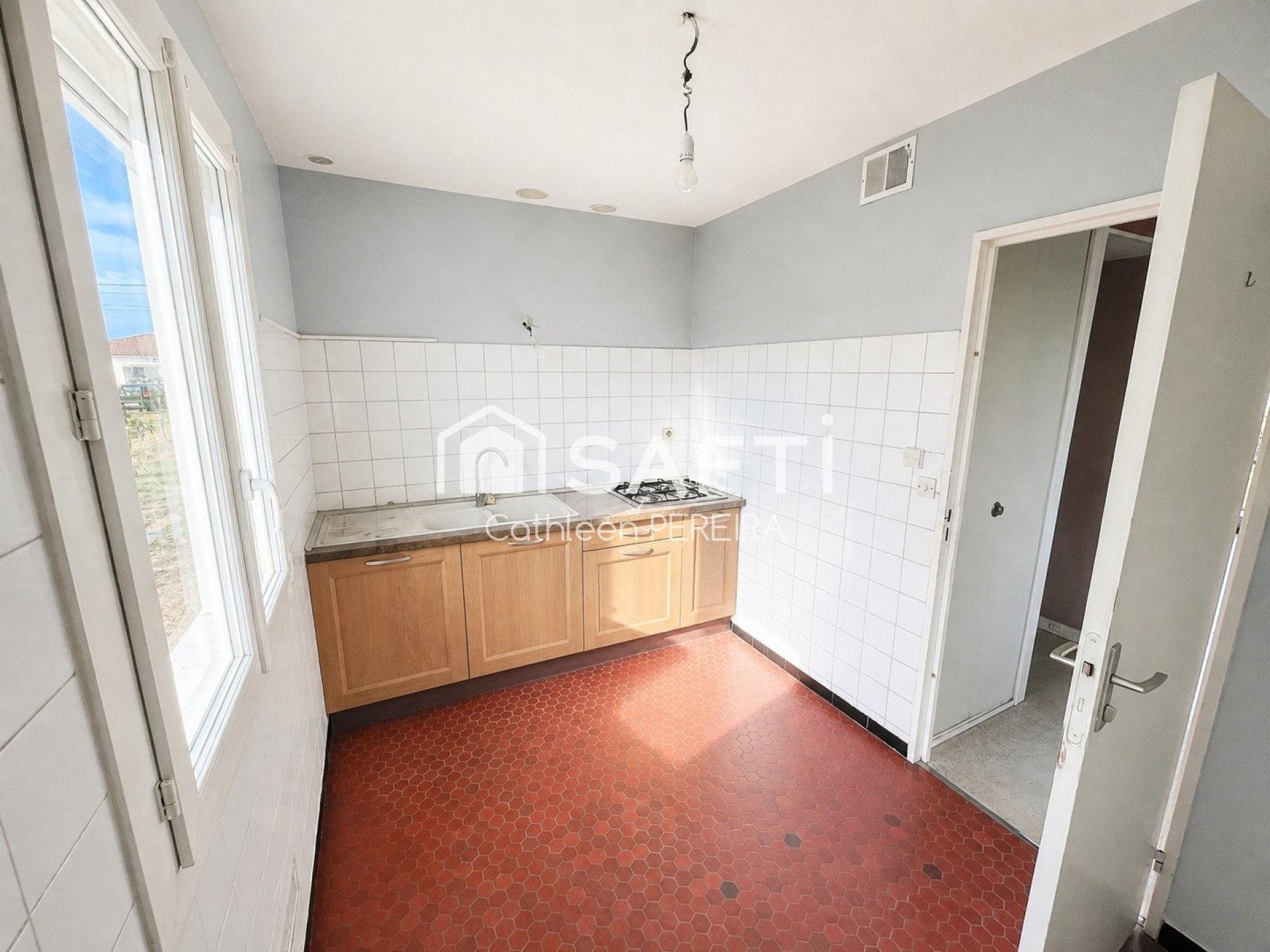 Maison à vendre, 109m², Saint-Sulpice-la-Pointe