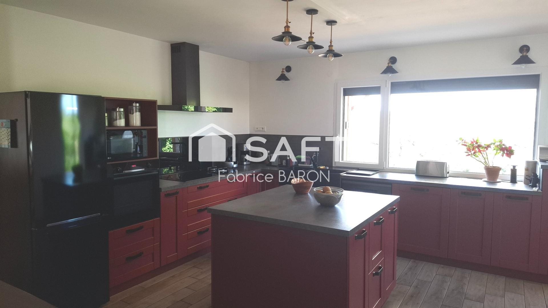 Maison à vendre, 176m², Monthoiron