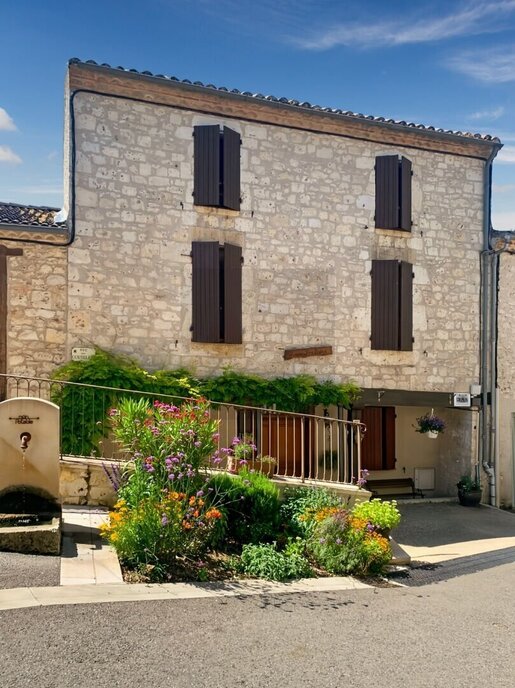 Maison 6 pièces 140 m² · à Roquecor · 140 m² · 225 000 €