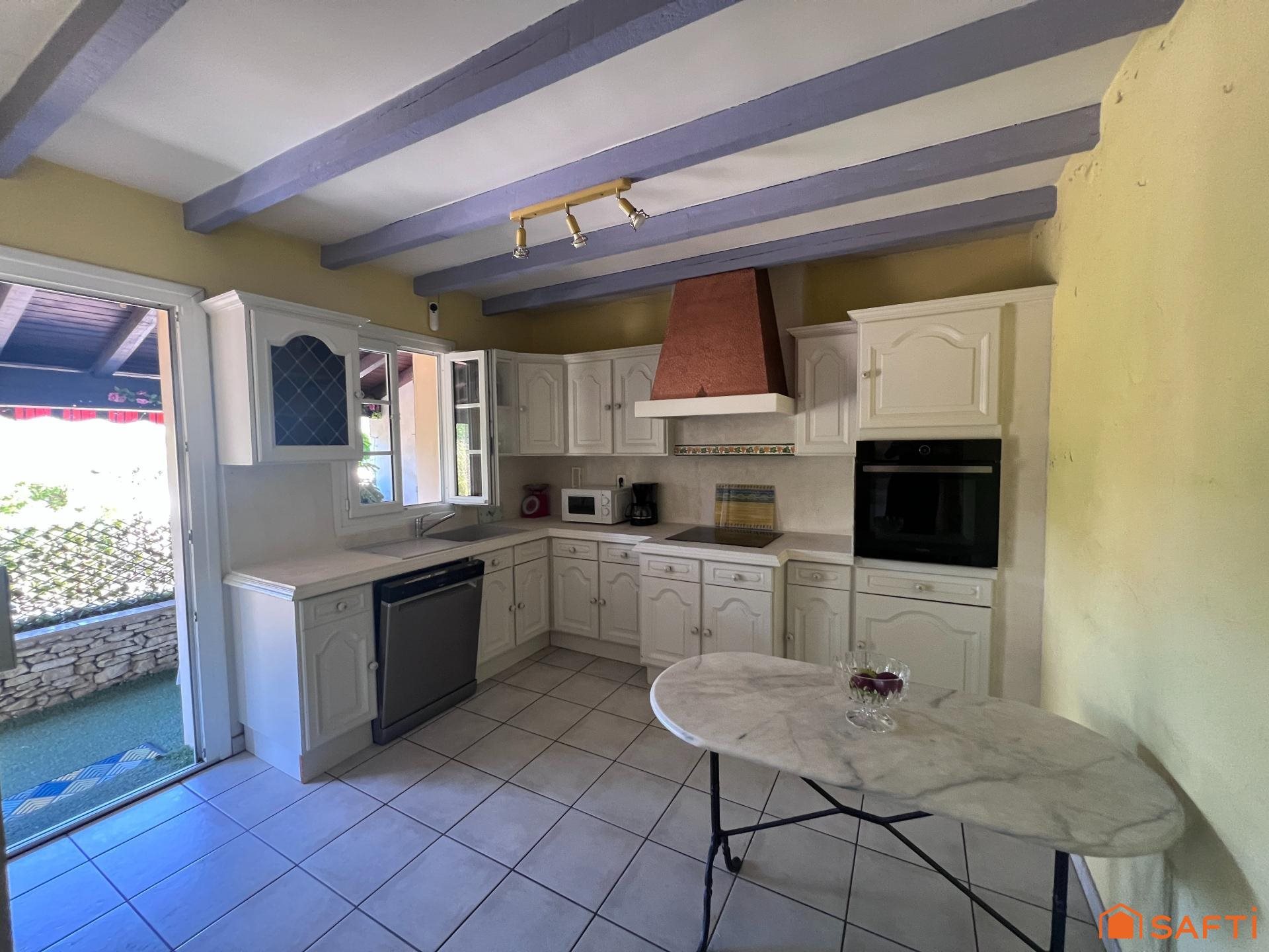 Maison à vendre, 126m², L'Isle-sur-la-Sorgue