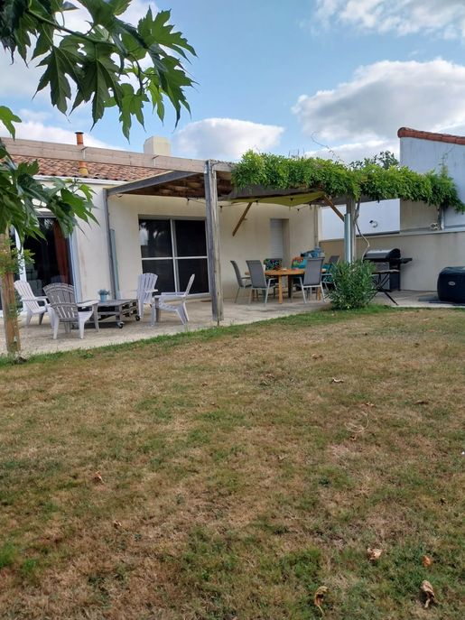 Maison 6 pièces 110 m² · à Coëx · 110 m² · 300 000 €