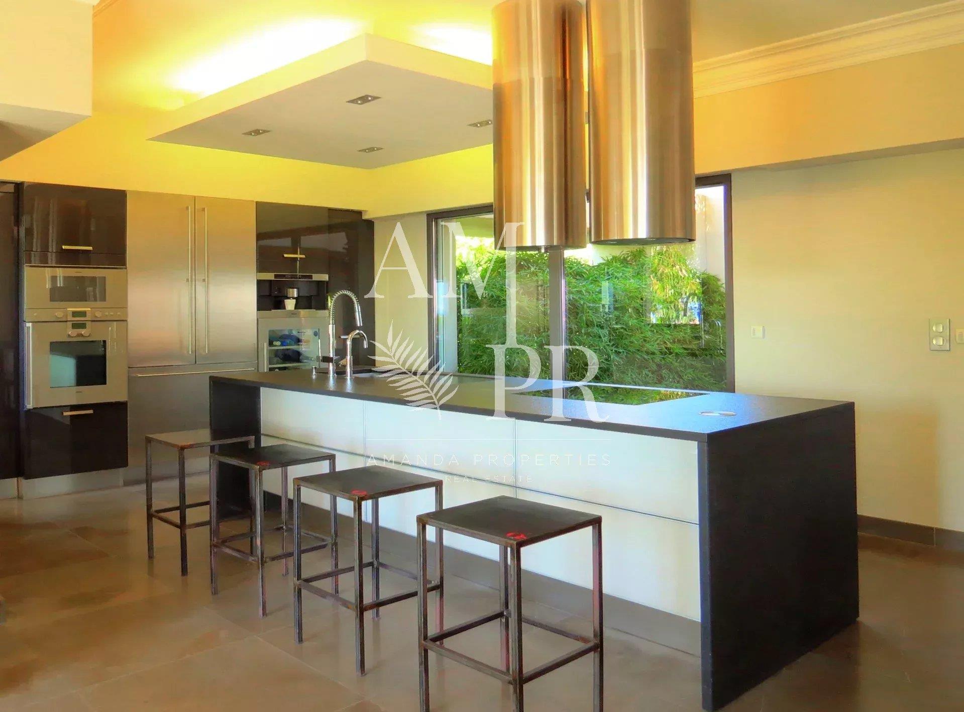 Maison à vendre, 315m², Cannes