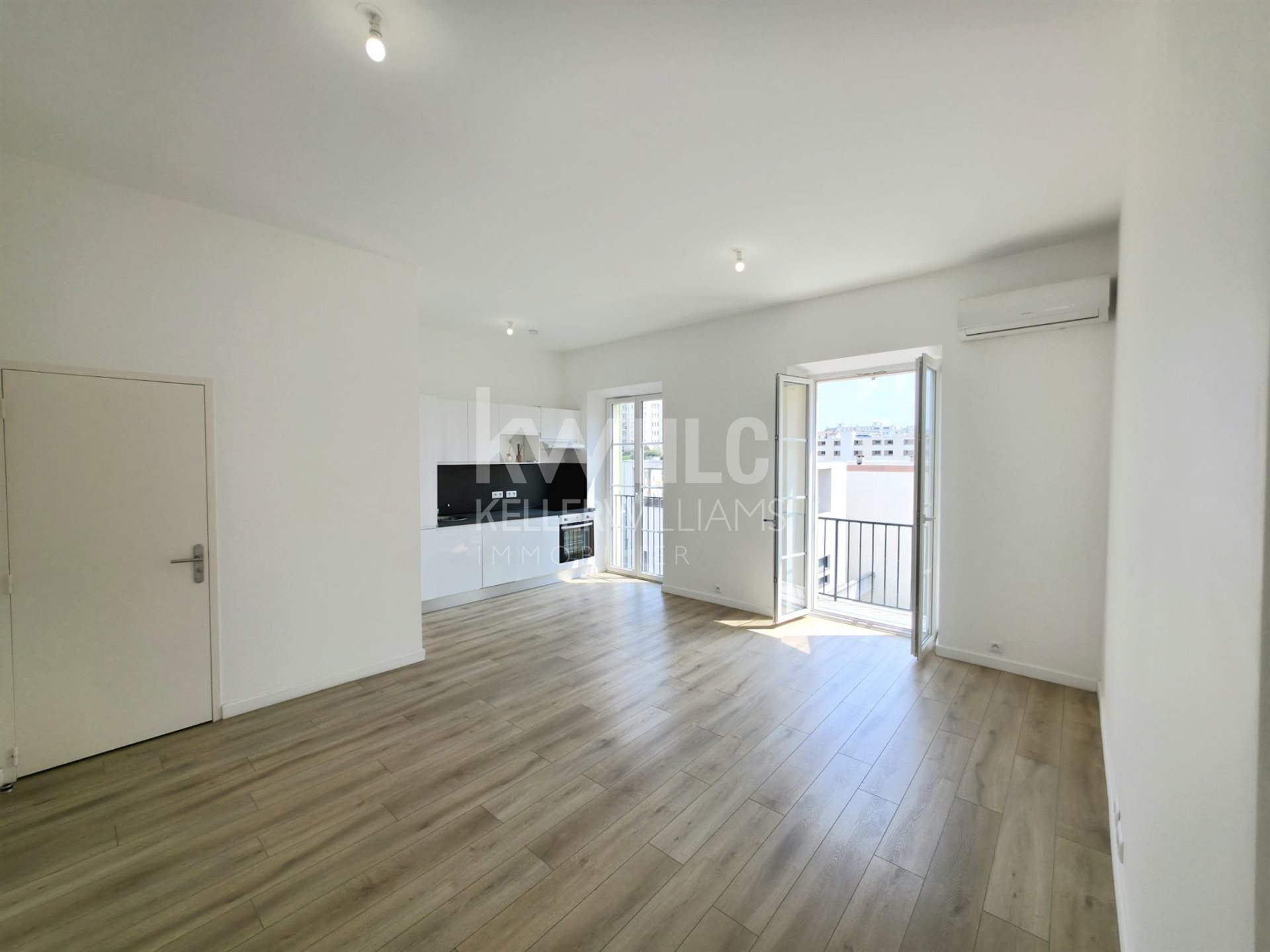 Appartement à louer, 47m², Nice