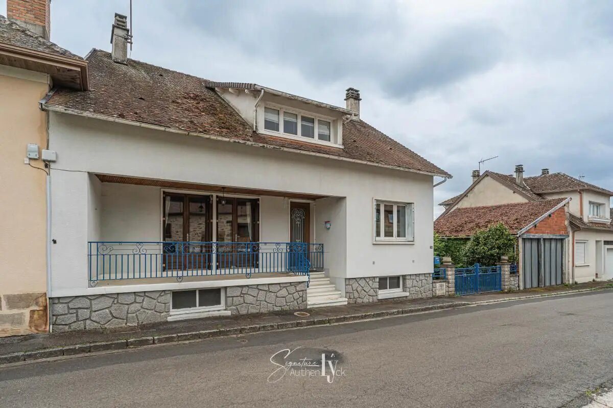 Maison à vendre, 115m², Saint-Priest-Ligoure