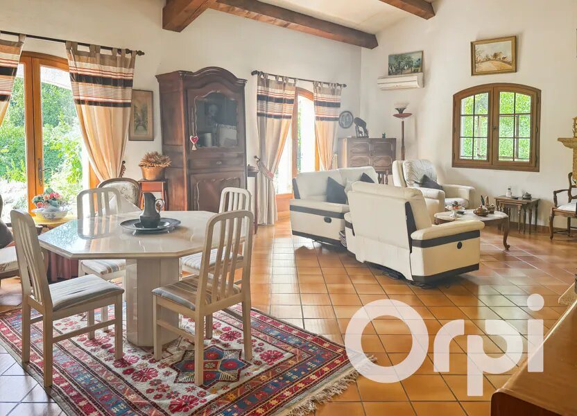 Maison à vendre, 130m², Jonquières-Saint-Vincent