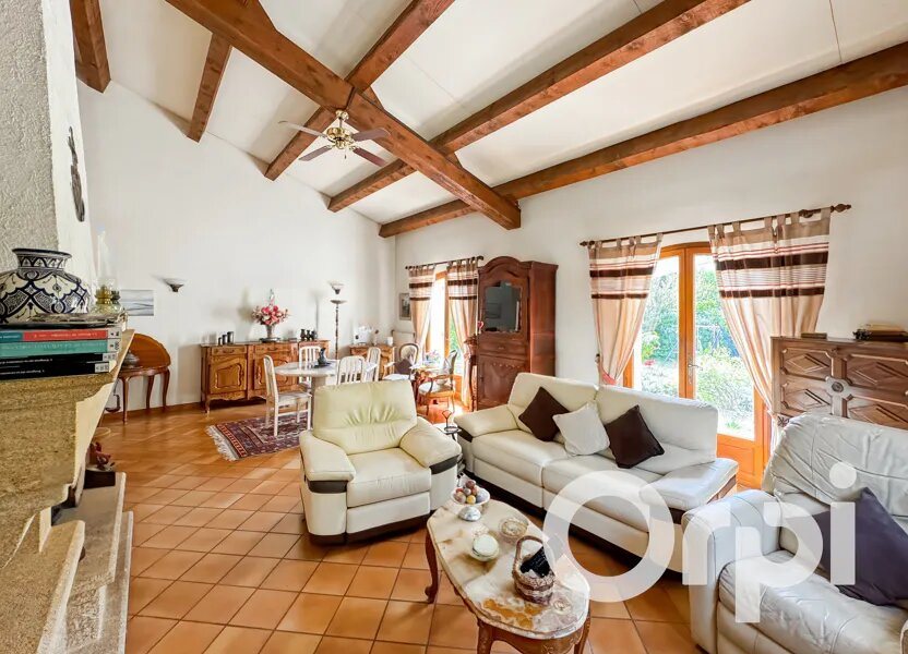 Maison à vendre, 130m², Jonquières-Saint-Vincent