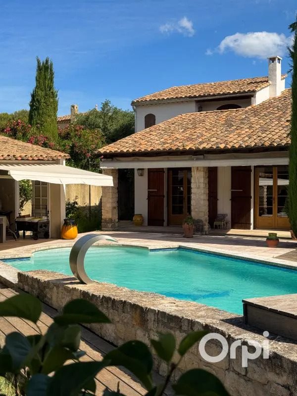 Maison à vendre, 165m², Beaucaire