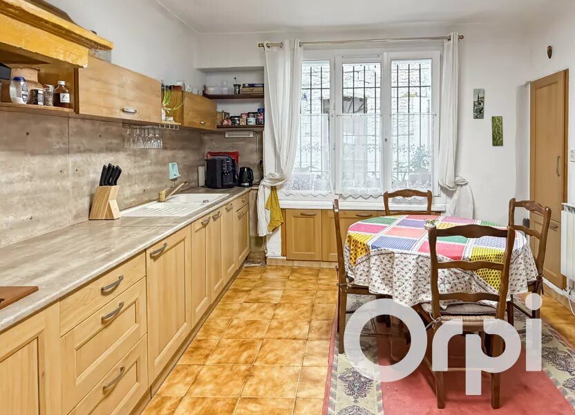 Maison à vendre, 220m², Beaucaire