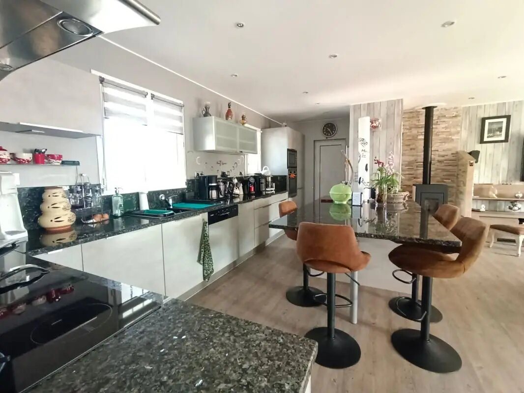 Maison à vendre, 126m², Jonquières-Saint-Vincent