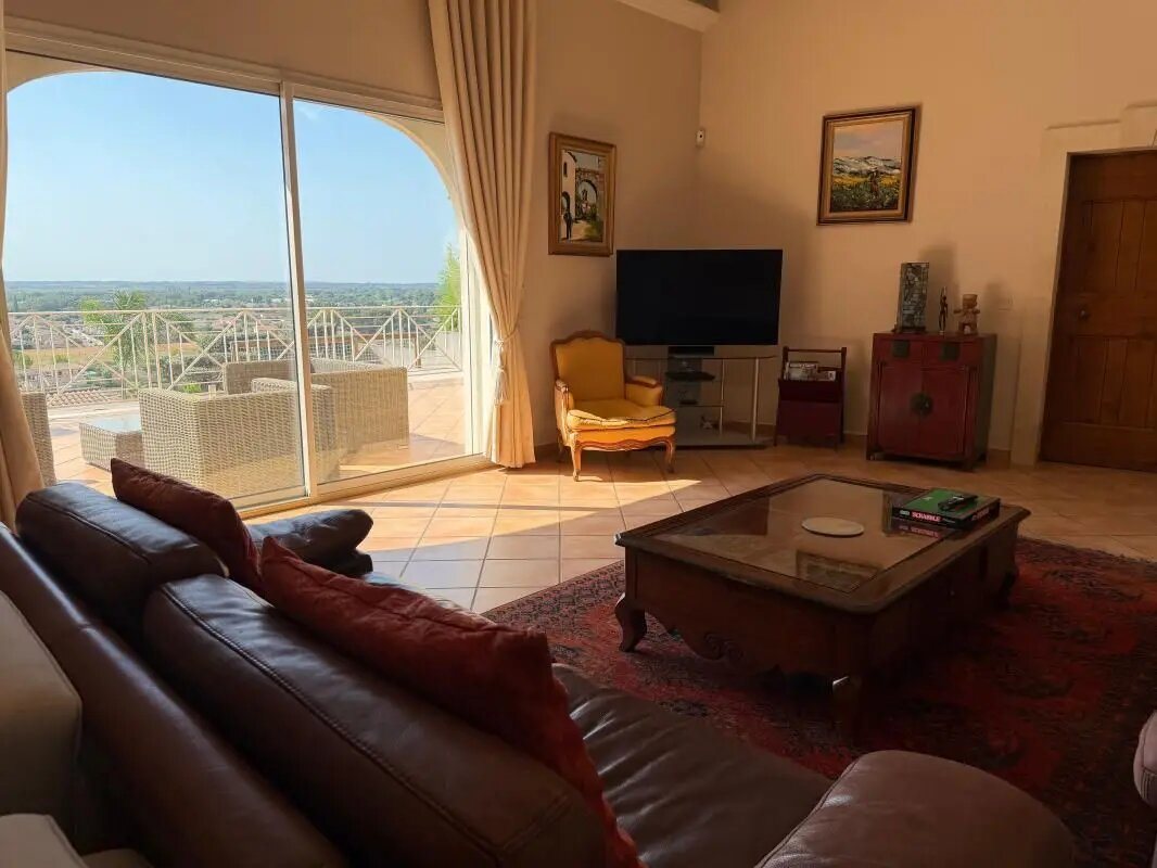 Maison à louer, 150m², Bellegarde