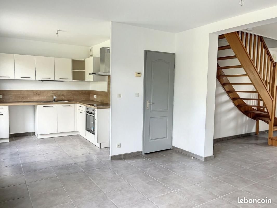 Maison à louer, 91m², Baule