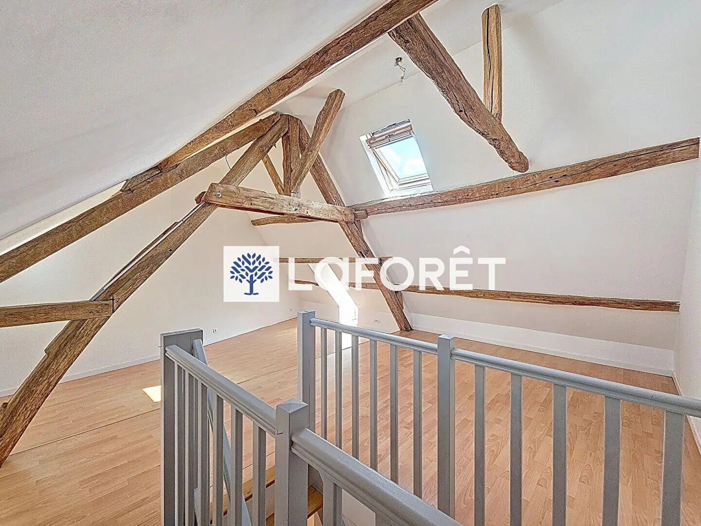 Maison à louer, 102m², Crespières