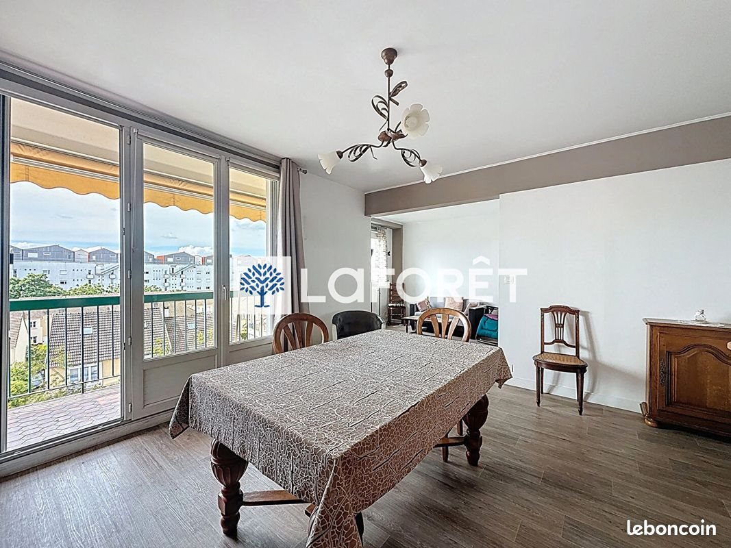 Appartement à louer, 76m², Poissy
