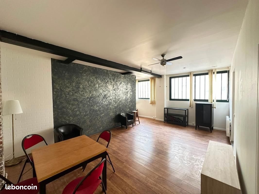 Appartement à louer, 67m², Paris 20ème