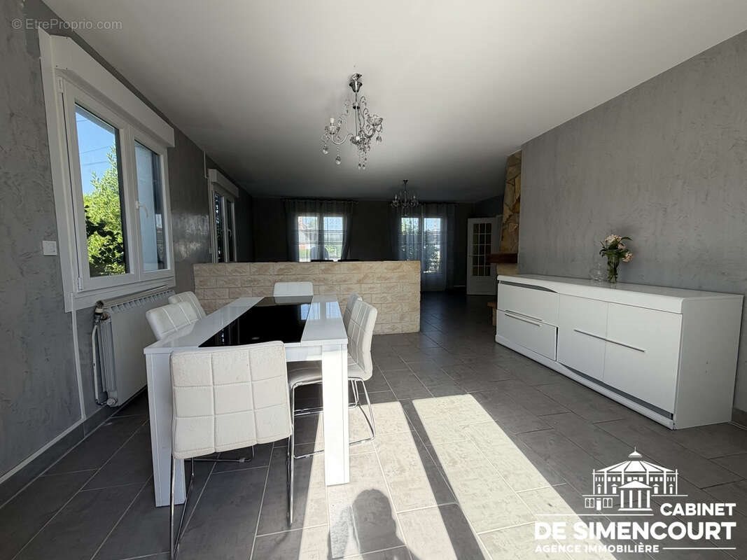 Maison à vendre, 155m², Rivery