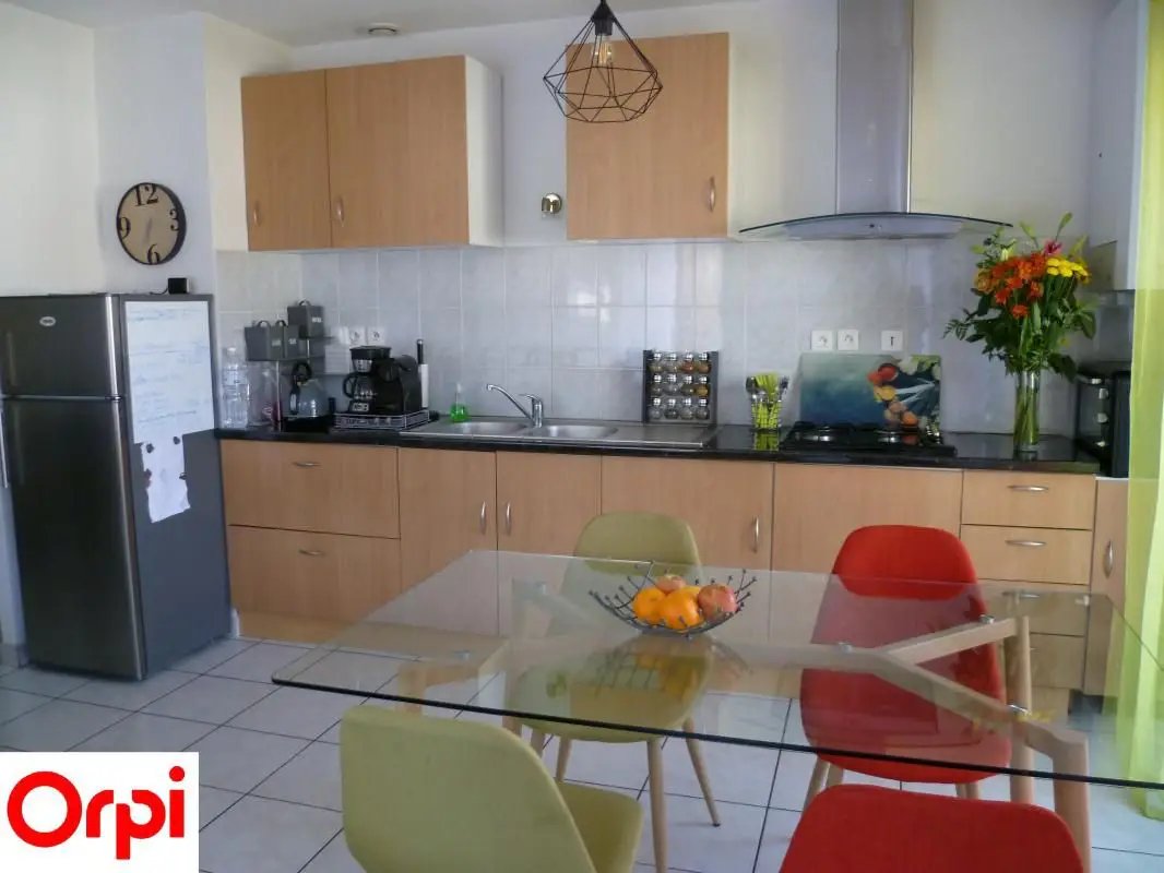 Appartement à louer, 58m², Saint-Étienne-de-Saint-Geoirs