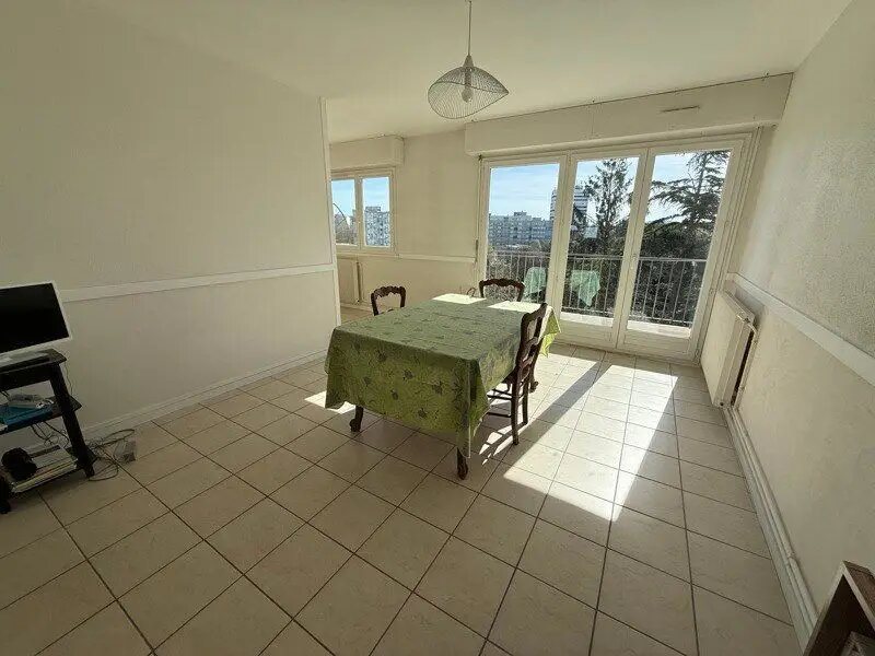 Appartement à vendre, 73m², Châteauroux