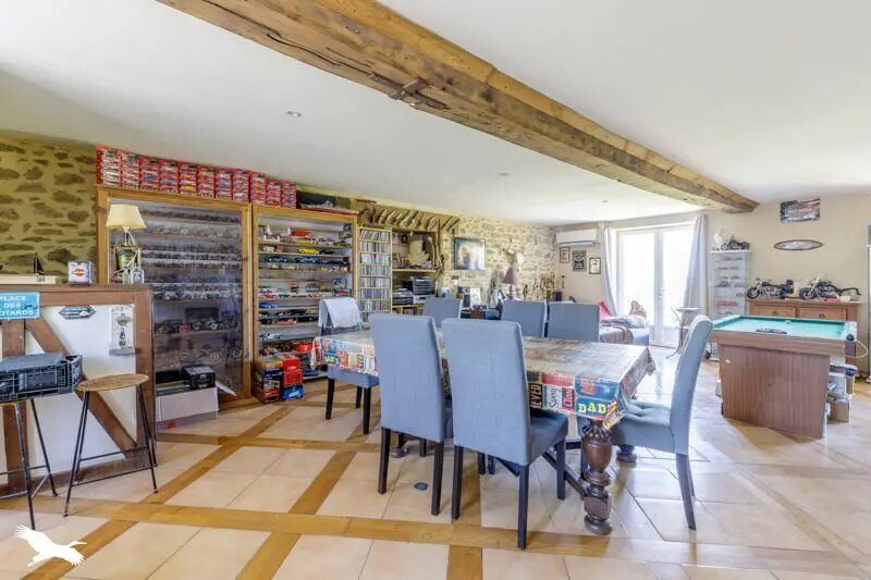 Maison à vendre, 277m², Aigurande