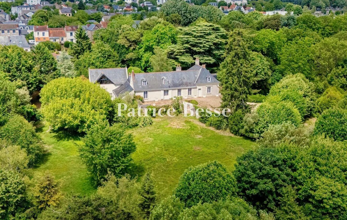 Maison à vendre, 630m², Tours
