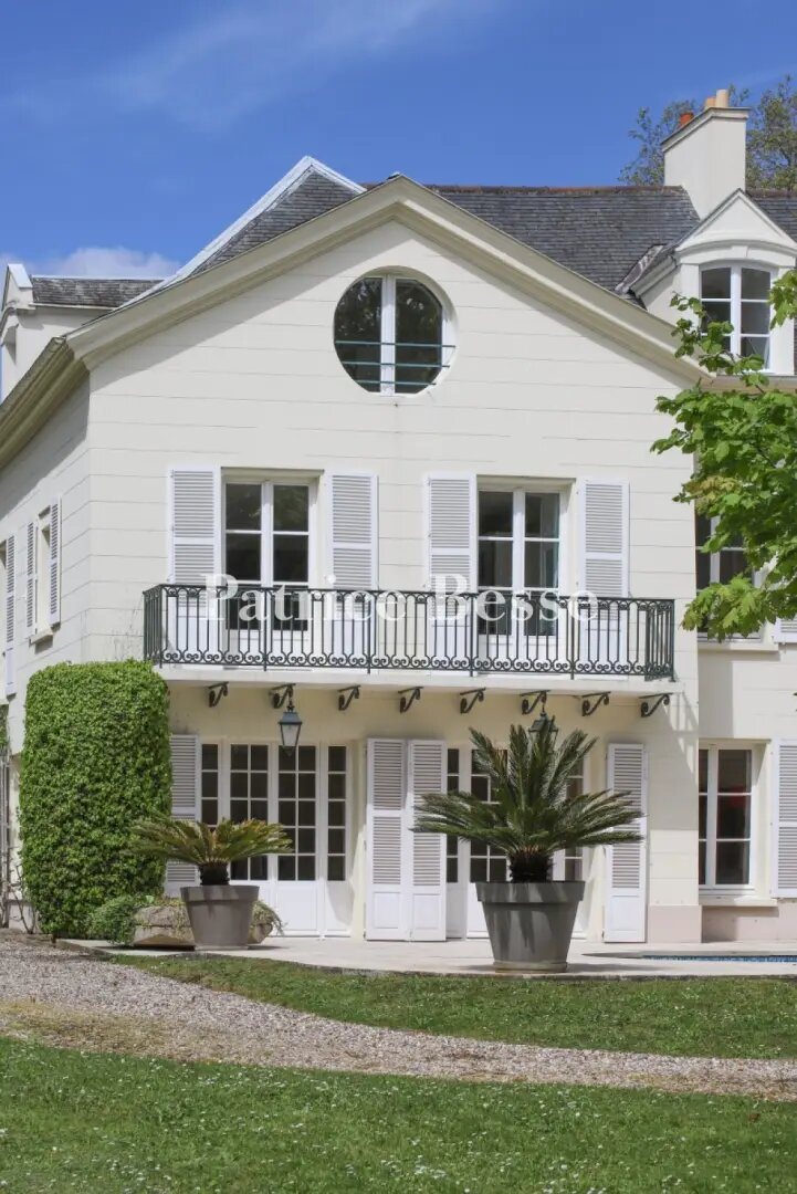 Maison à vendre, 660m², Louveciennes