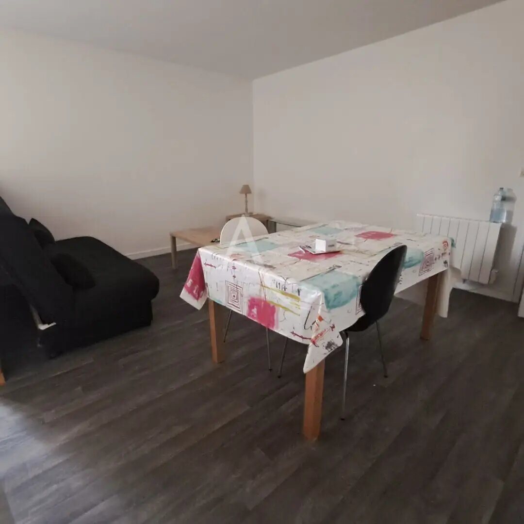 Appartement à louer, 29m², Châlette-sur-Loing