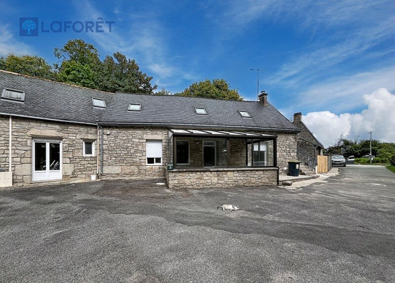 Maison à louer, 138m², Bubry