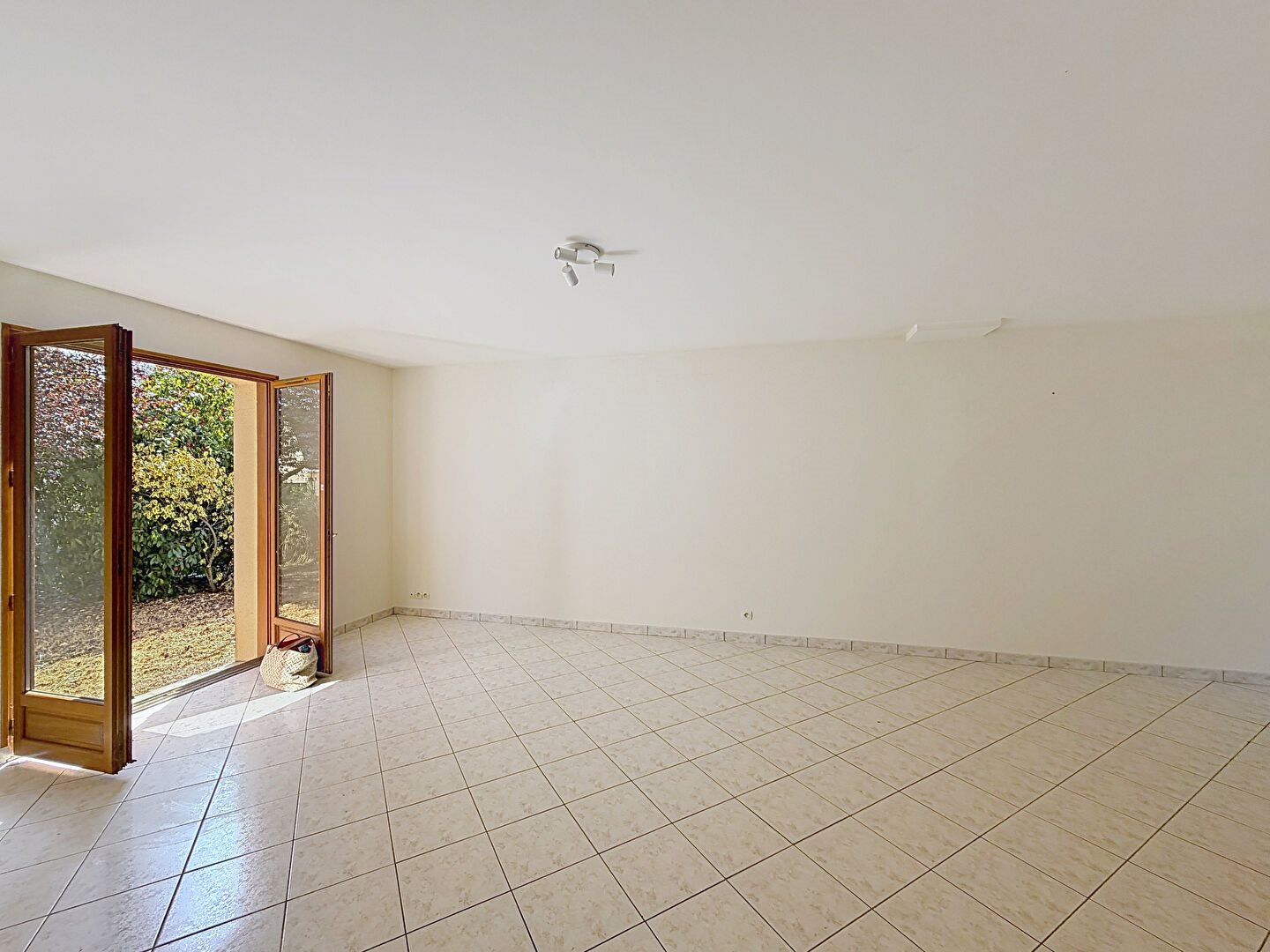 Maison à louer, 172m², Montreuil-Juigné