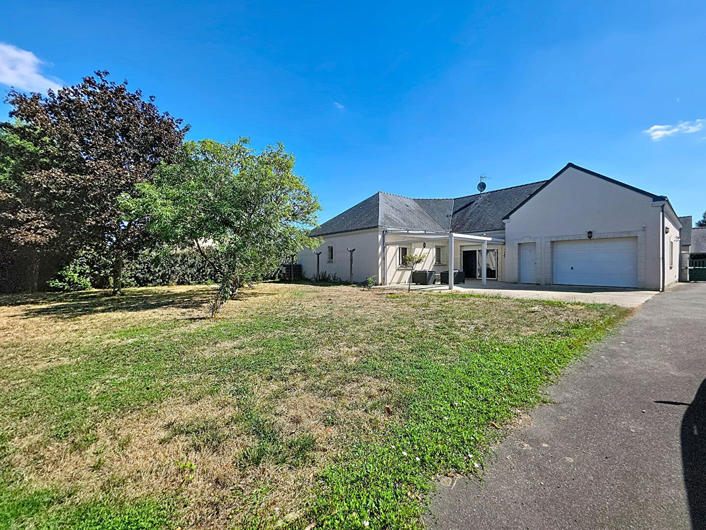 Maison à vendre, 192m², Saint-Jean-de-Linières
