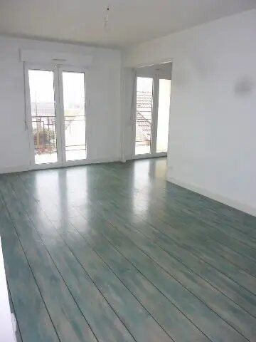 Appartement à louer, 66m², Neuves-Maisons