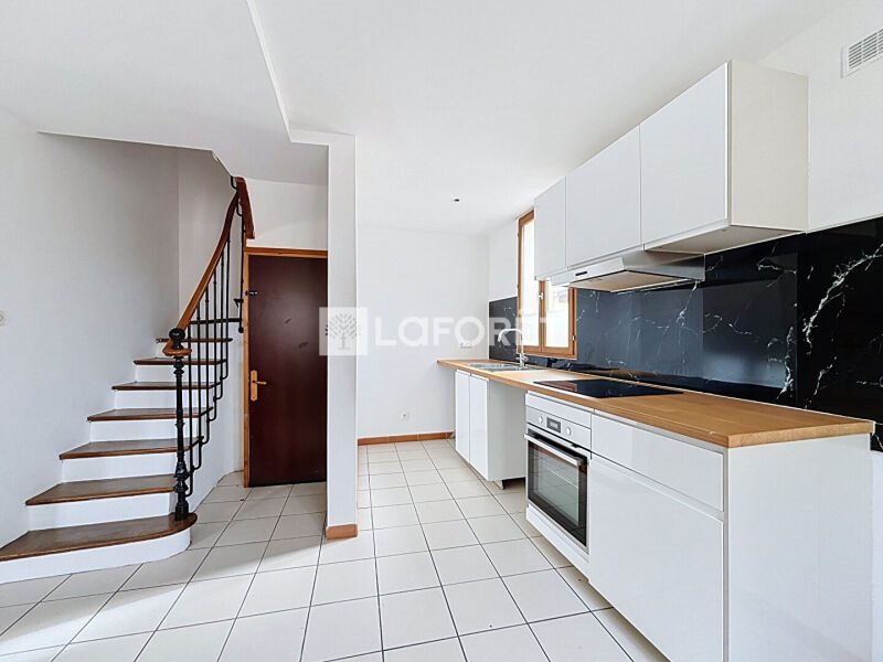Maison à louer, 63m², Canteleu
