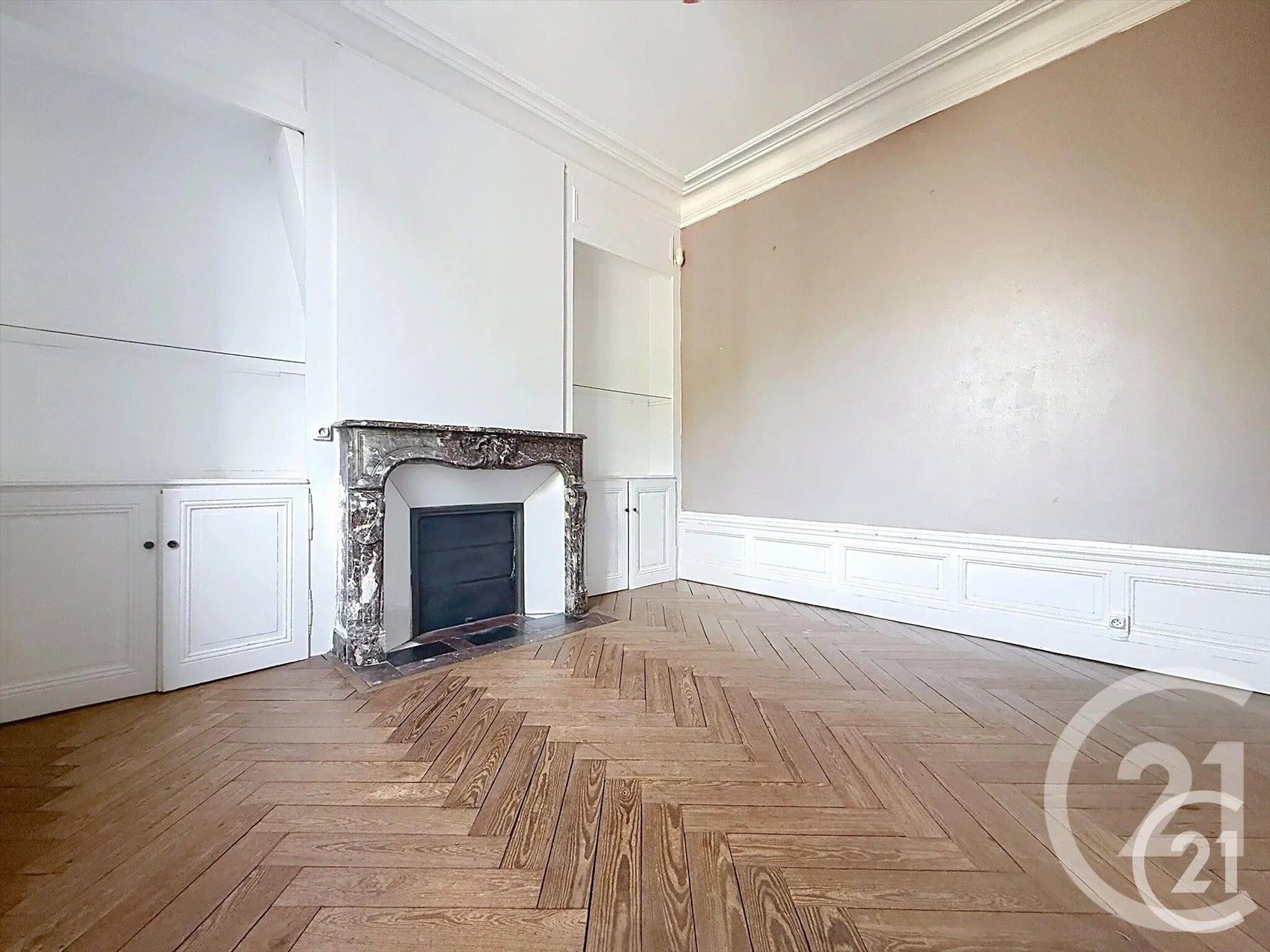 Maison à louer, 216m², Mont-Saint-Aignan
