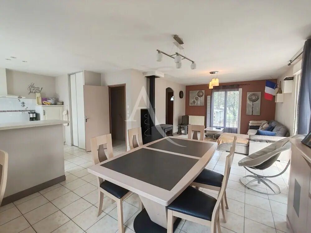 Maison à vendre, 92m², Sambin