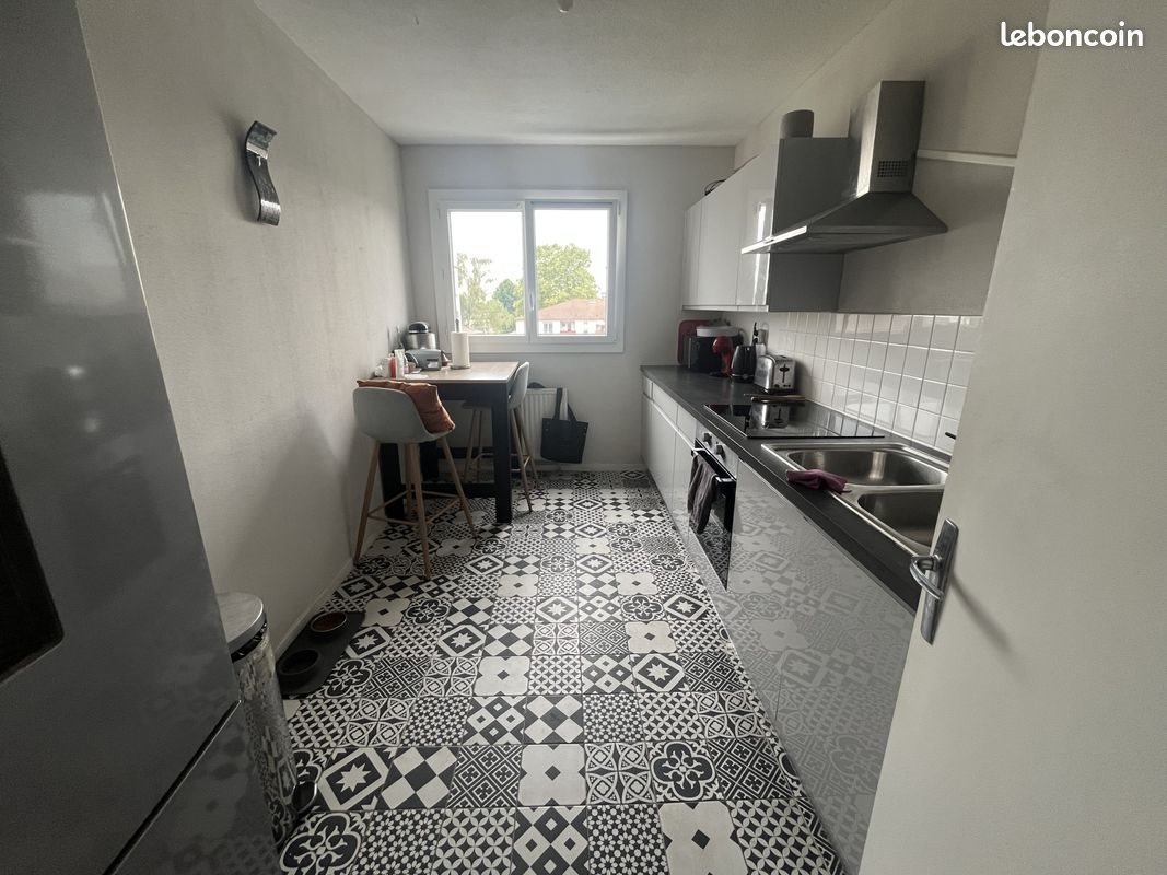 Appartement à louer, 73m², Pau