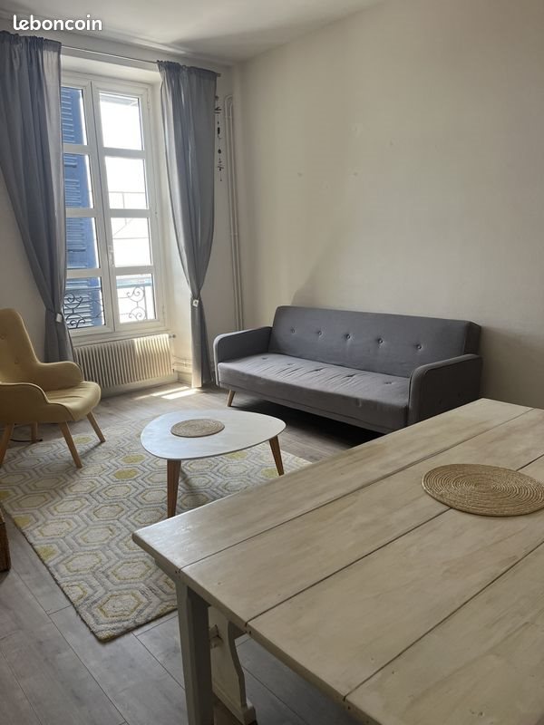 Appartement à louer, 77m², Pau