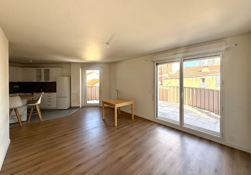Appartement à louer, 65m², Colombes