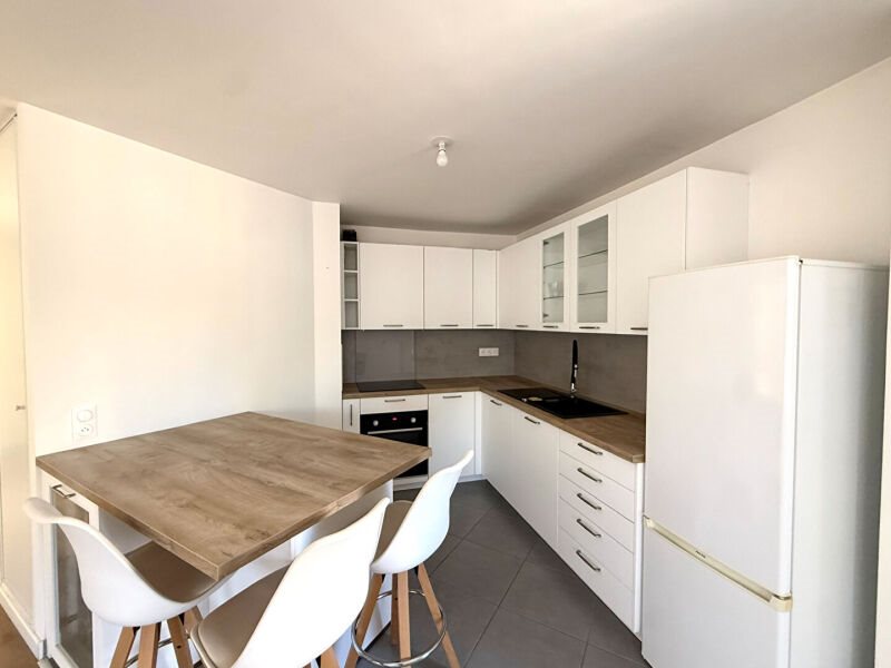 Appartement à louer, 65m², Colombes