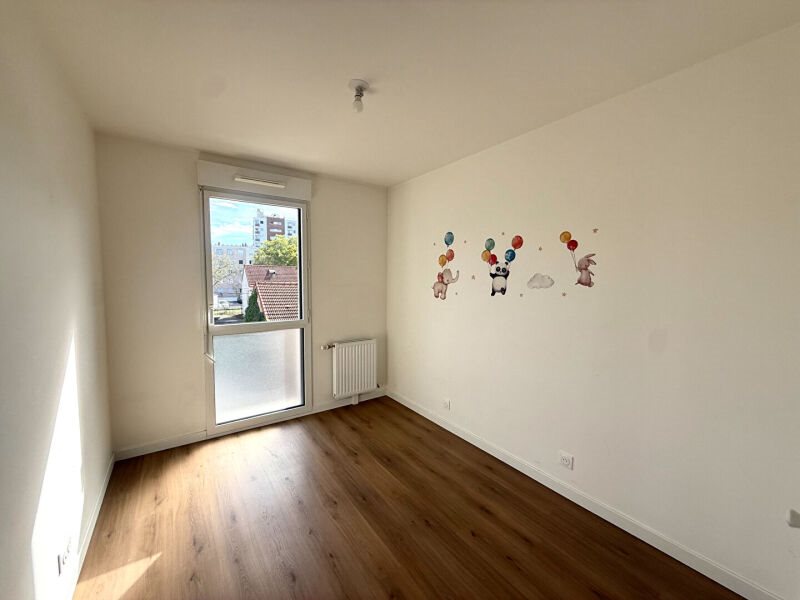 Appartement à louer, 65m², Colombes