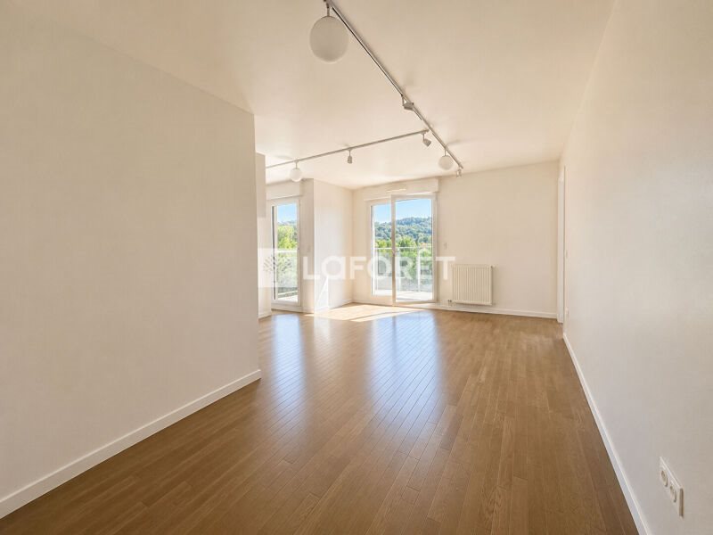 Appartement à louer, 80m², Rueil-Malmaison