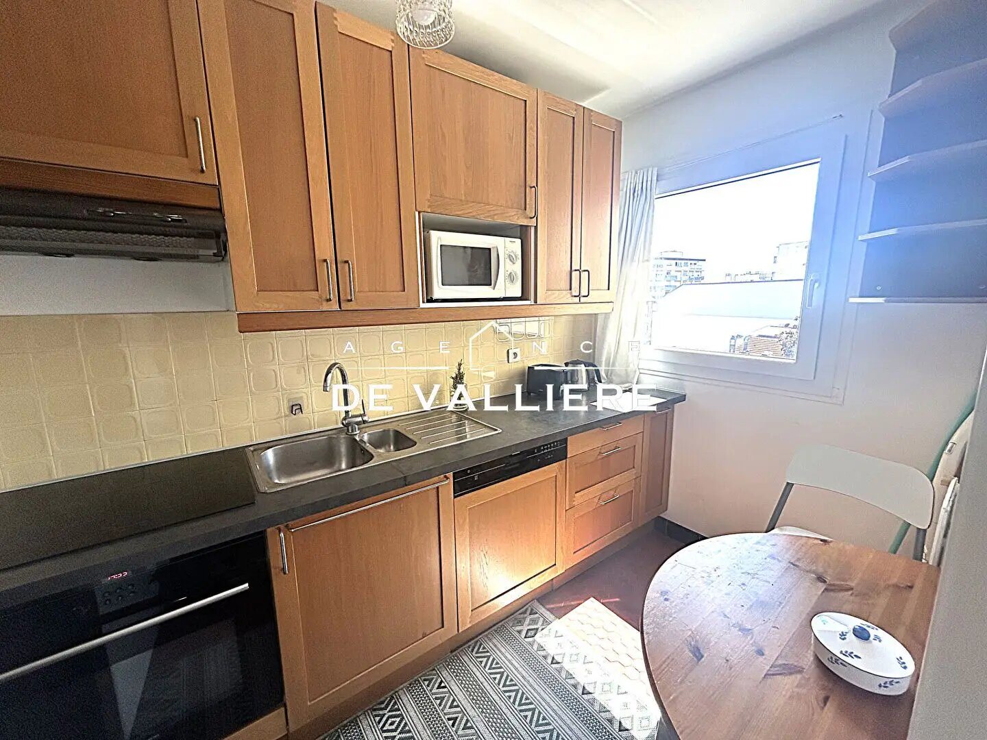 Appartement à louer, 34m², Suresnes