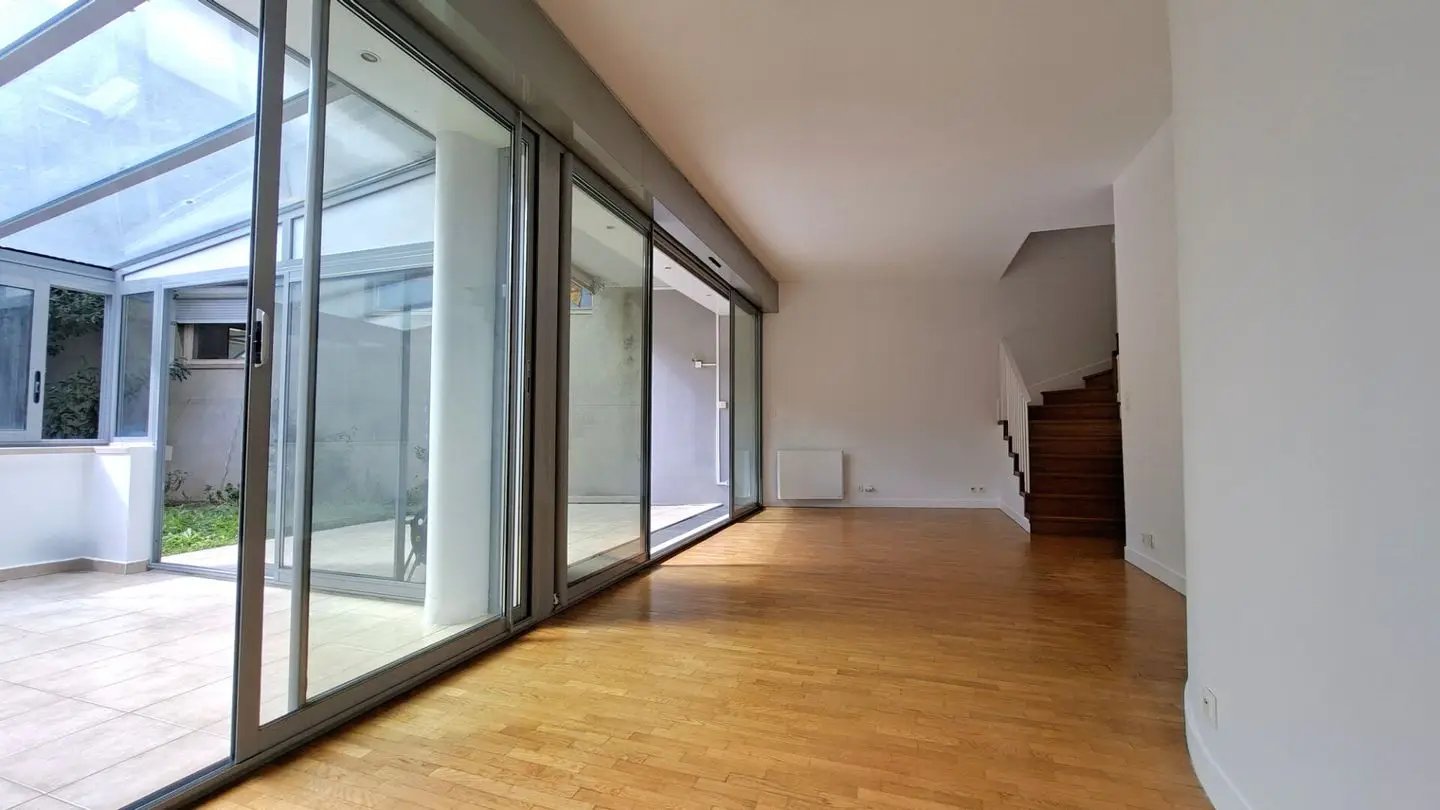 Appartement à louer, 72m², Suresnes