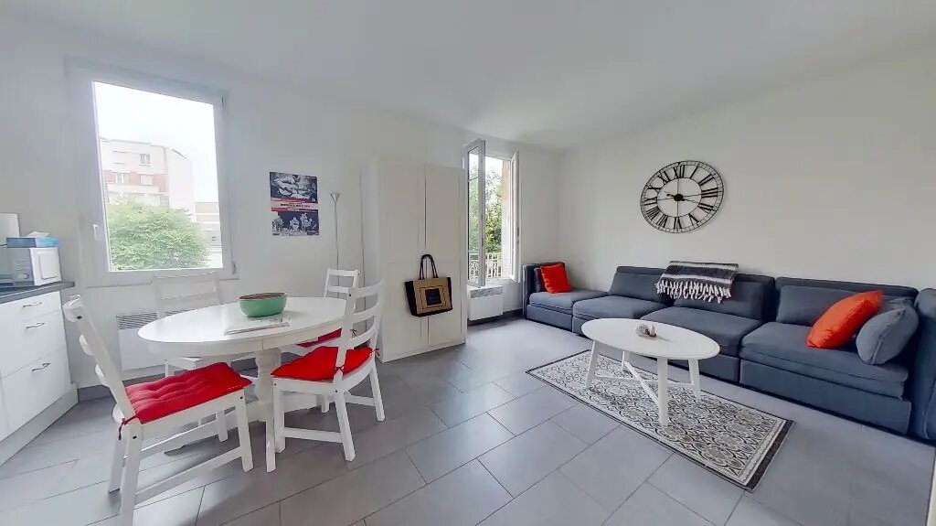 Appartement à louer, 39m², Courbevoie